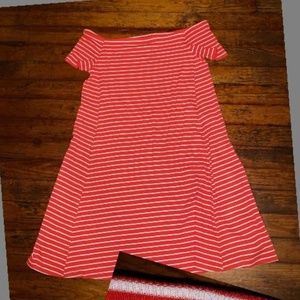 Old Navy Strapless Stripped Dress